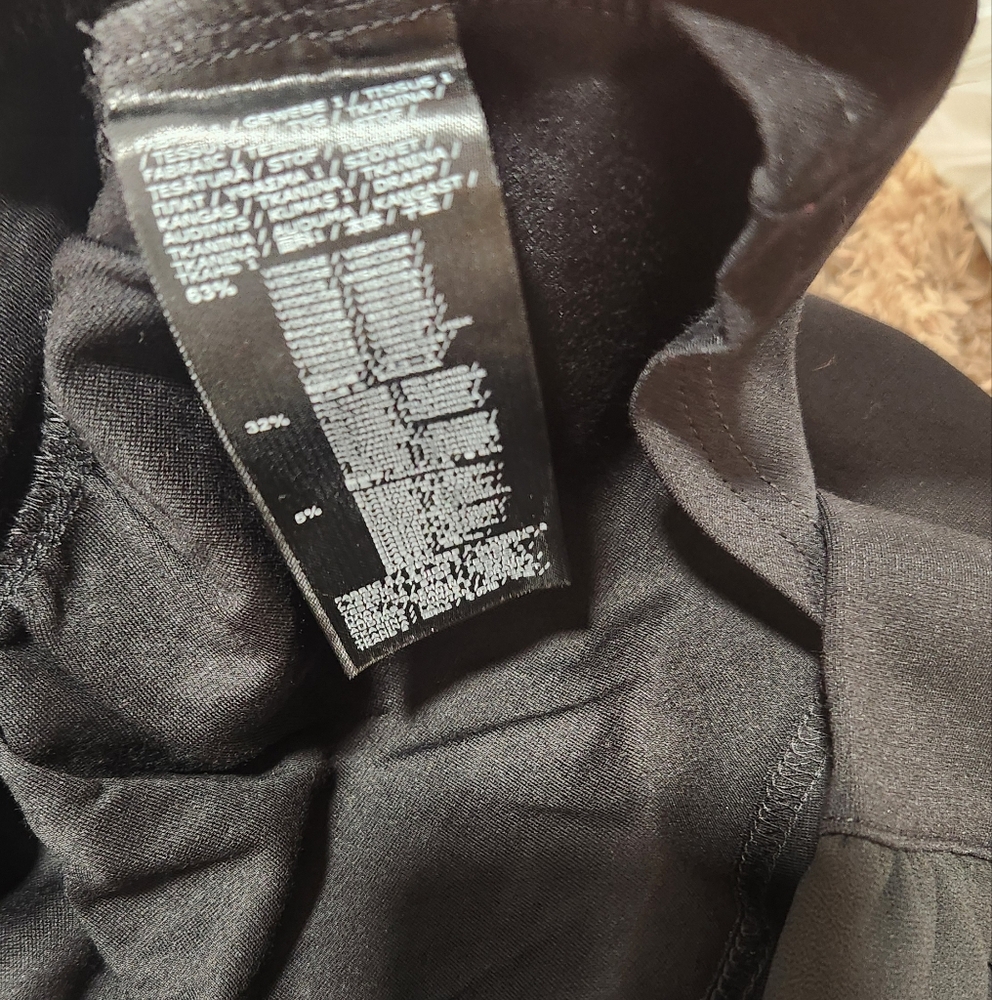 Killstar black button-down shirt with bell sleeves - Picture 8 of 11